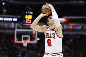 武切维奇谈赌博:发生这样事很不幸 这不仅在NBA在全球都是大问题