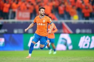 鲁媒:泰山不会轻易给瓦科长合同,球队之前还曾接触过替代人选